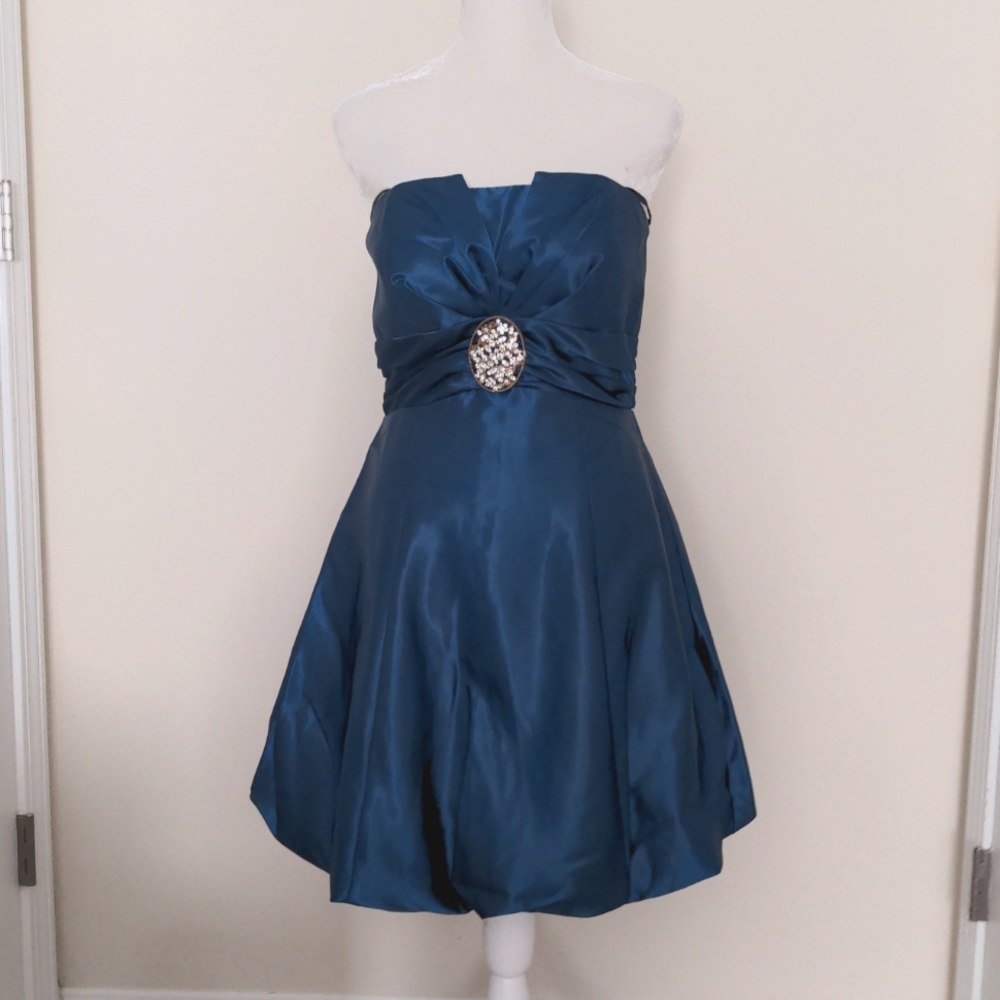 Betsy & Adam dress